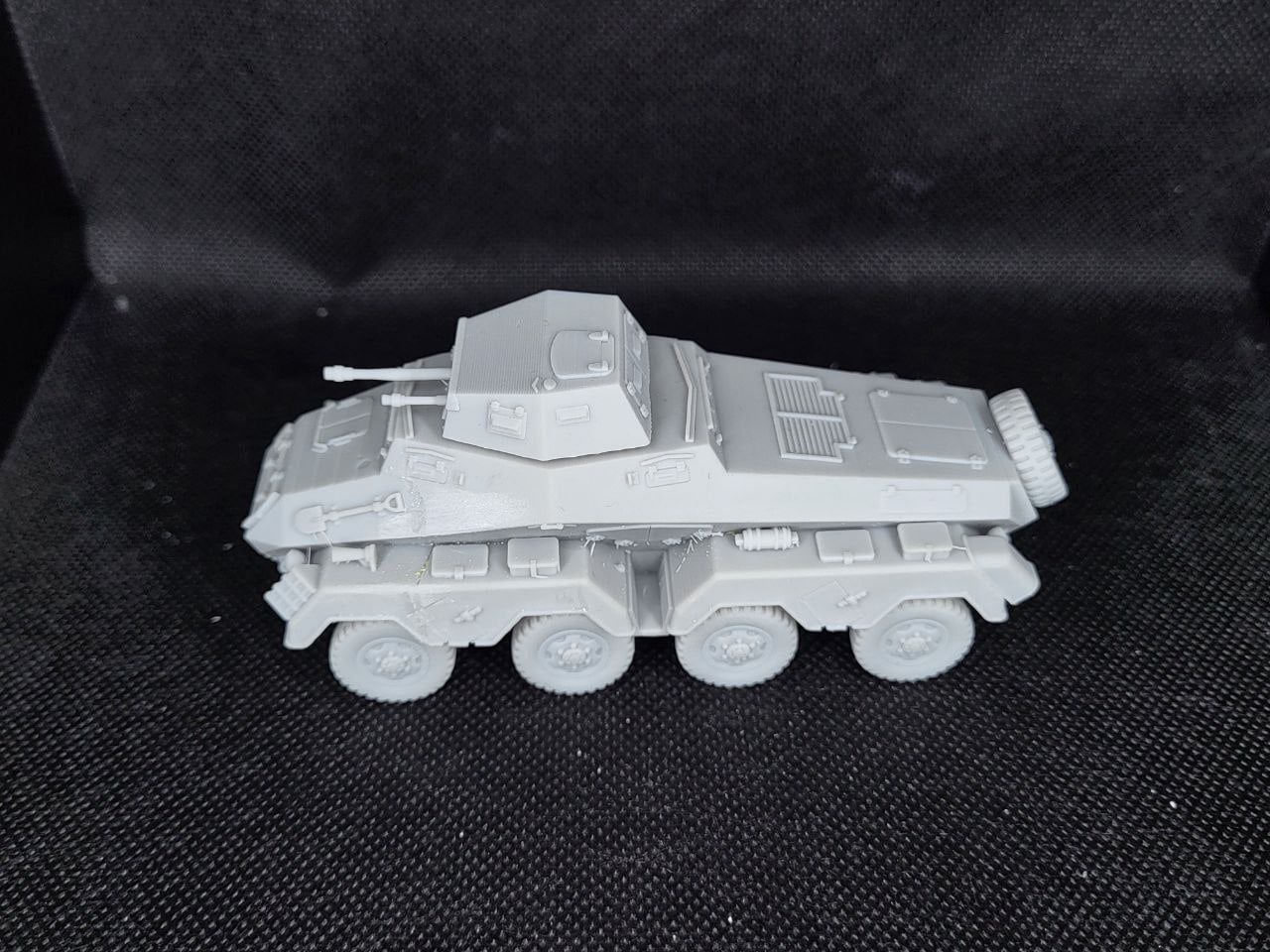 Sd.Kfz.231 (8 Rad) - Heavy Armored car + 2 Tankmen (Germany, WW2) by ...