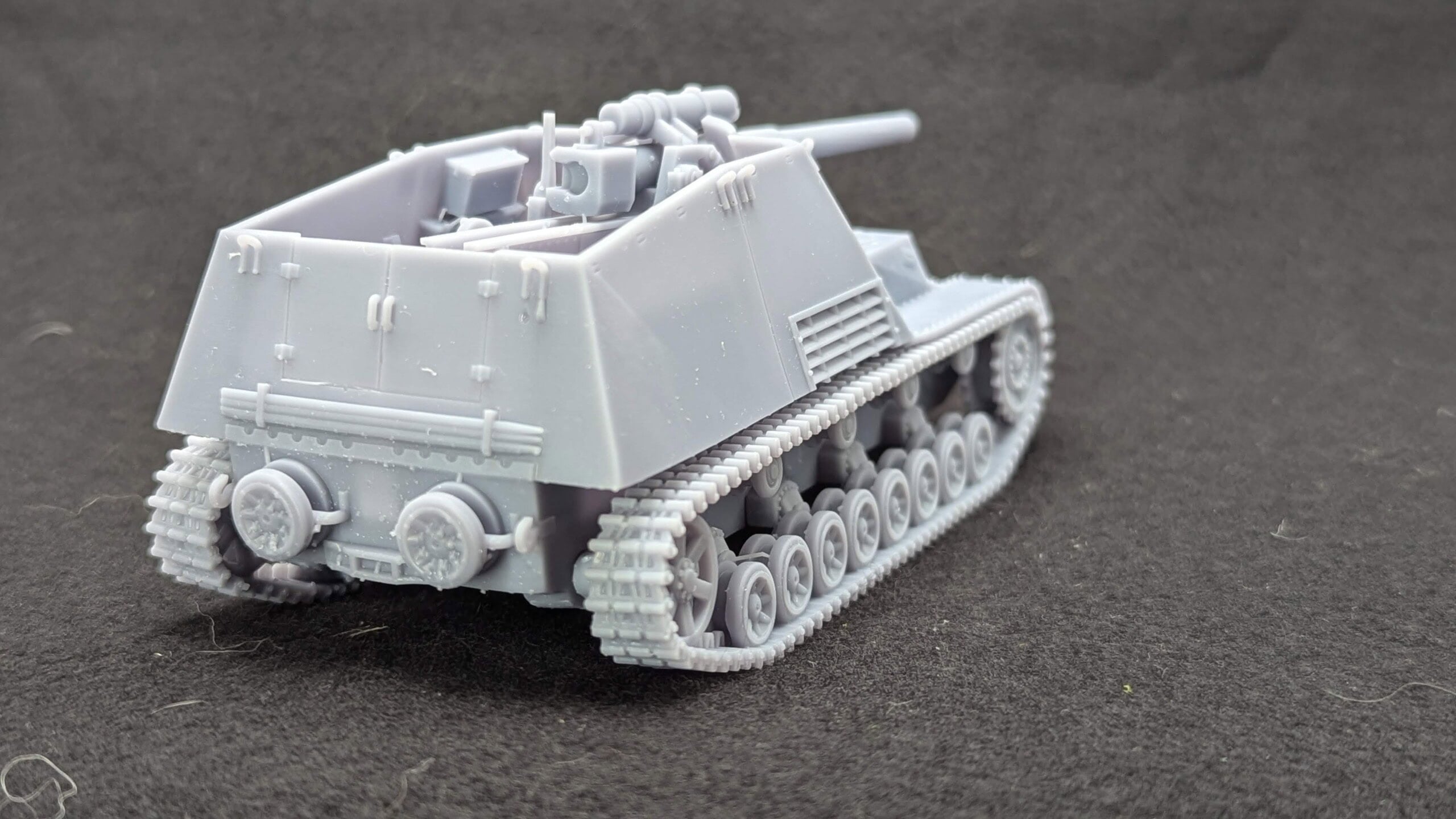 Automoteur Hummel Sdkfz 165 Späte Saumur ::: Le monde de