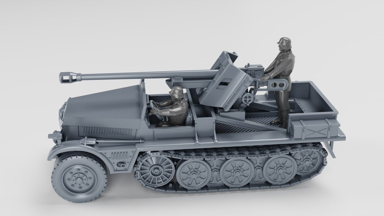 Half-track Sd.Kfz.10/5 with armor and 5cm PAK 38 + Crewmen