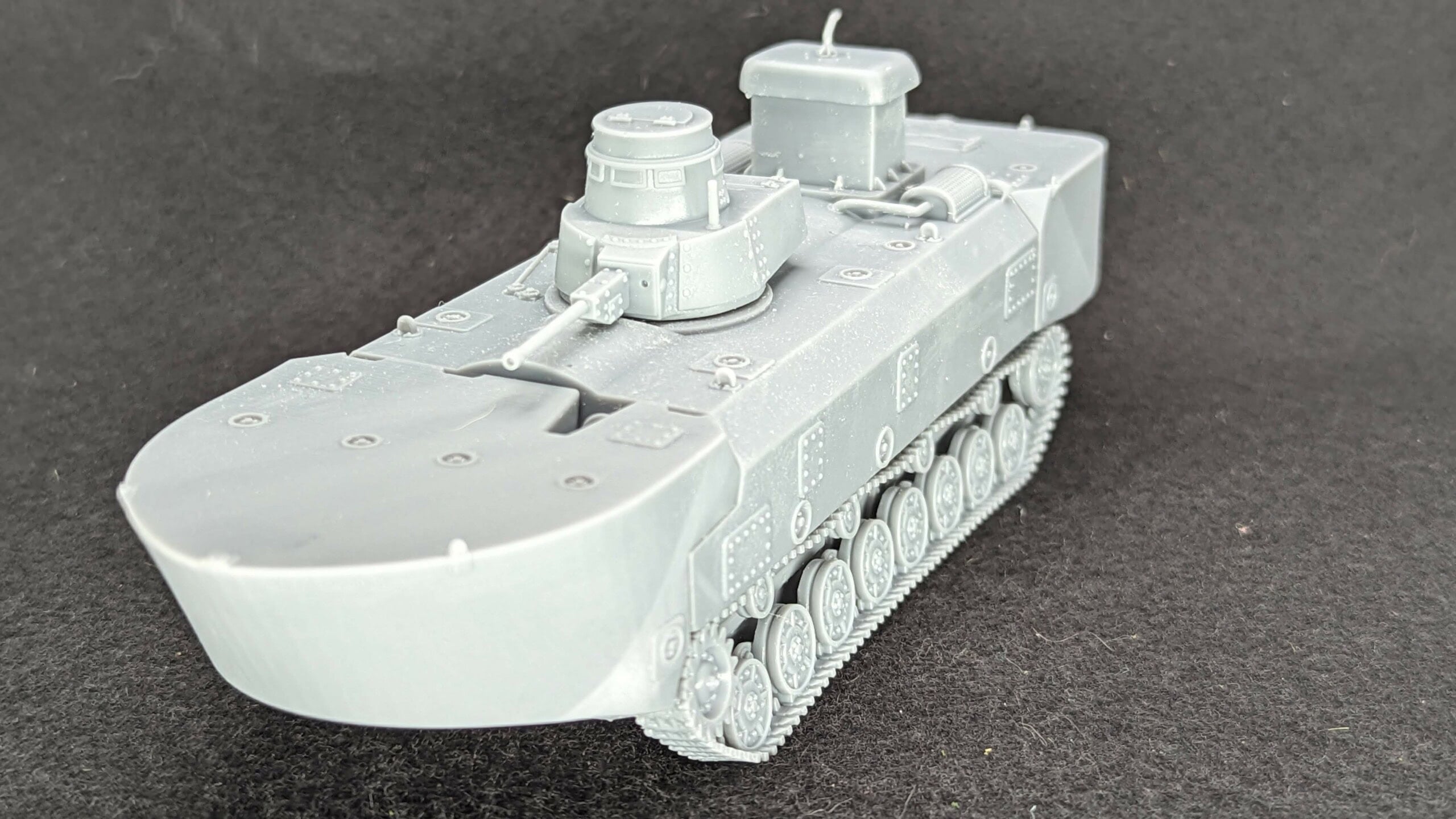 s.shimatani様 ホワイトタンク×2基 Type 3 Ka-Chi Amphibious Medium Tank +2 Tankmen (Japan, WW2) by